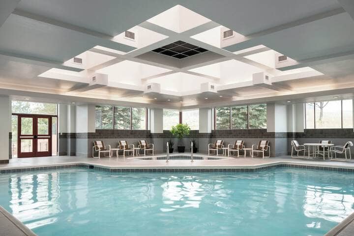 Pool 24 of 44